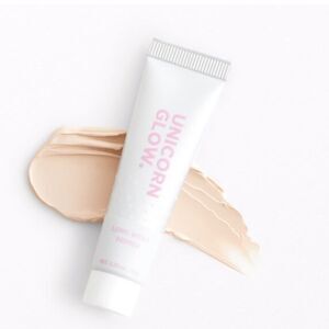 3/20💘 LOCK Color Unicorn Glow Long Wear Primer Mini